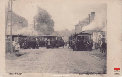 Bierwart - Croisement de deux trams au carrefour