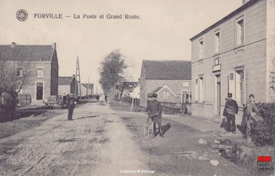 Forville - La Poste et Grand Route