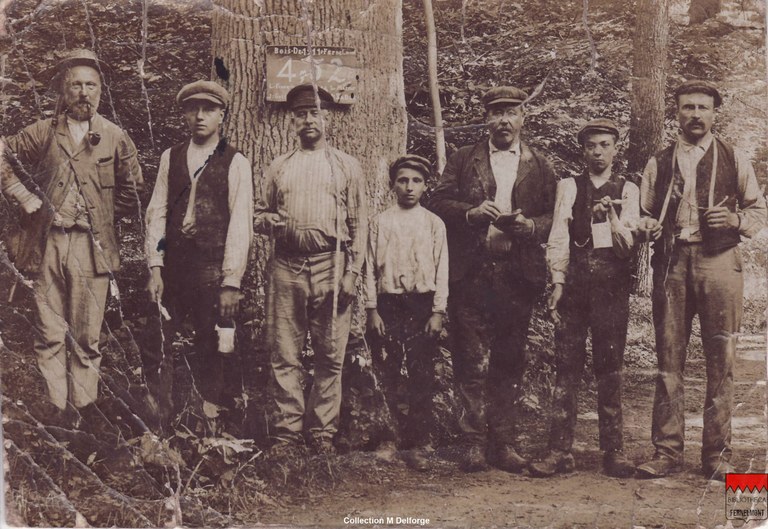 Franc-Waret - Bûcherons au bois