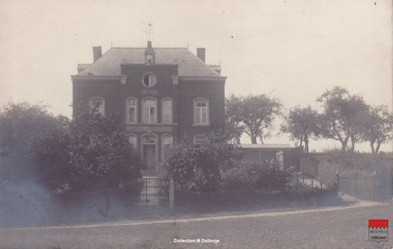Hemptinne - Maison communale et école (épreuve)