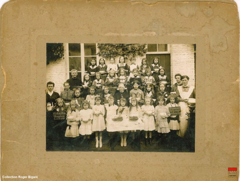 Hemptinne - Ecole des filles 1917 - Souvenir de la soupe scolaire