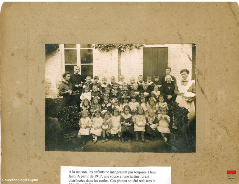 Hemptinne - Ecole gardienne 1917 - Souvenir de la soupe scolaire